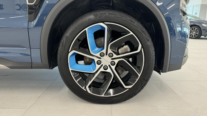 Lynk & Co 01 PHEV DCT AUT REZERVACE