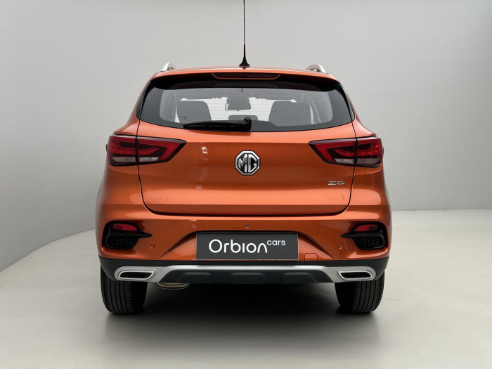 MG ZS 1.5 ESSENTIAL PLUS CZ