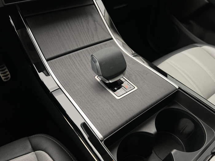 Land Rover Range Rover Evoque P250 DYNAMIC SE AWD AUT CZ 2.0 Dynamic SE