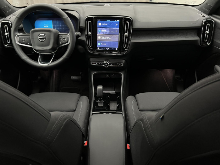 Volvo C40 RECHARGE SINGLE MOTOR AUT