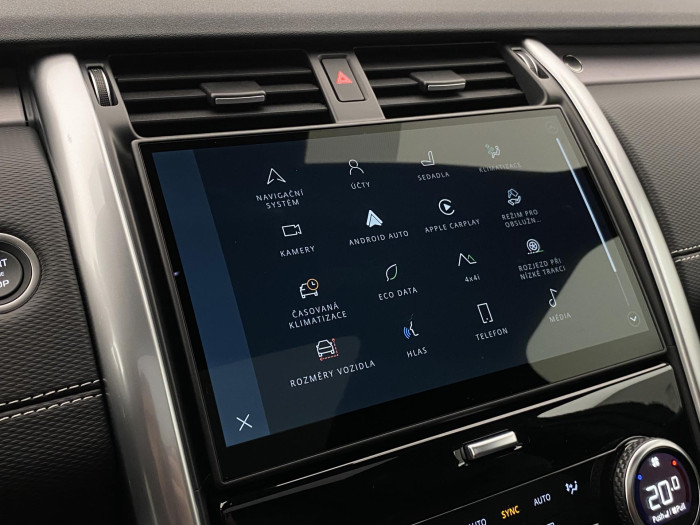 Land Rover Discovery D250 Dynamic SE REZERVACE 3.0 d Dynamic SE