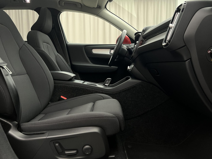 Volvo XC40 T2 MOMENTUM AUT 1.maj. 1.5 Momentum