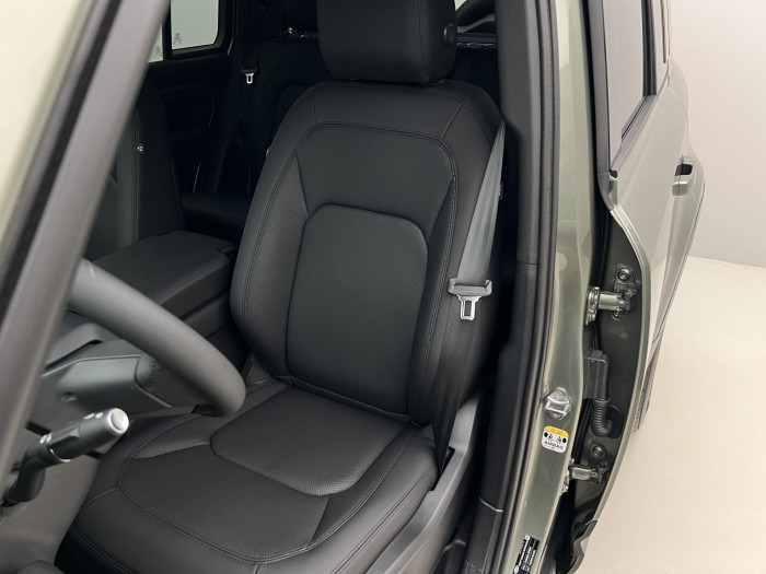 Land Rover Defender 110 D300 X-DYNAMIC SE AWD AUT 3.0 d Dynamic SE