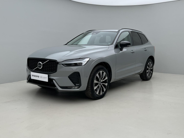 Volvo XC60 B4 AWD PLUS DARK Aut CZ