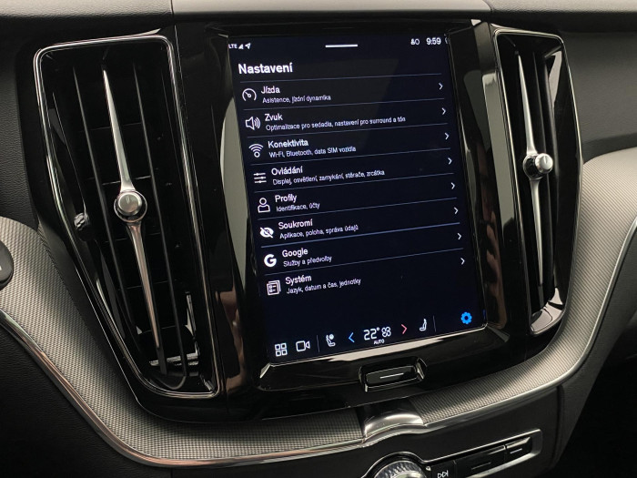 Volvo XC60 T8 AWD DARK PLUS RECHARGE AUT