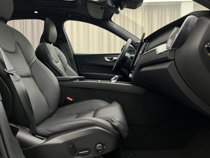 Volvo XC60 B5 AWD ULTRA BLACK EDITION AUT 2.0 Edition