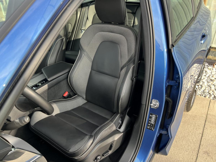 Volvo XC60 T8 AWD R-DESIGN Aut 1.maj.