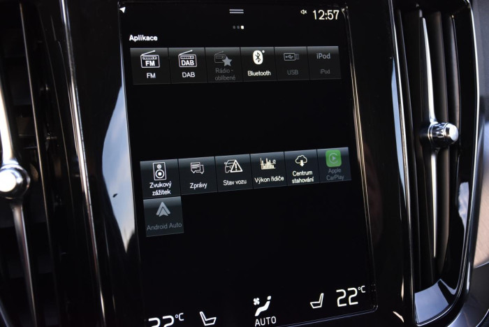 Volvo V60 B4 MOMENTUM ADVANCED REZERVACE 2.0 Momentum