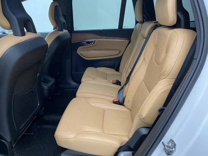 Volvo XC90 B5 AWD INSCRIPION AUT CZ