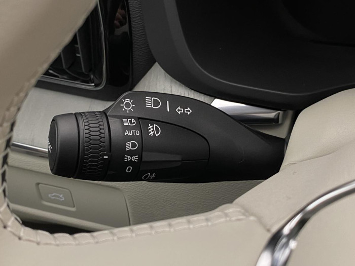 Volvo XC60 B4 AWD AUT DARK PLUS 2.0 Plus