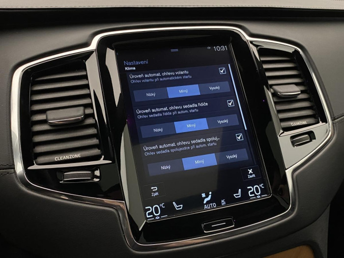 Volvo XC90 D5 AWD INSCRIPTION REZERVACE 2.0 d