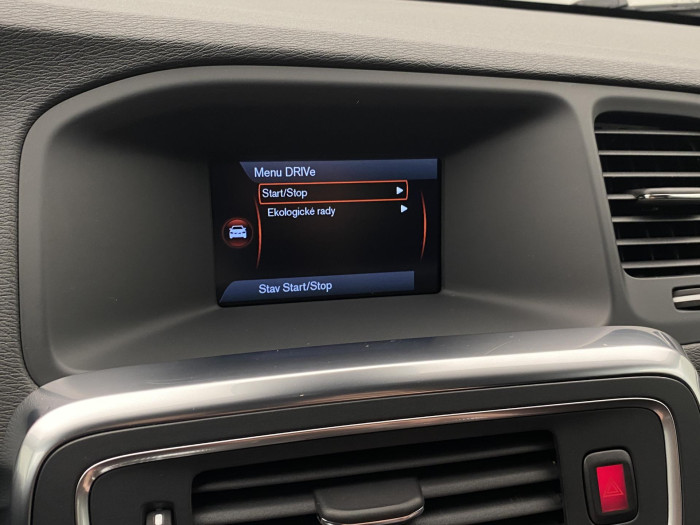 Volvo V60 D3 MOMENTUM CZ 2.0 d Momentum