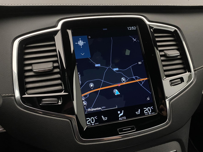 Volvo XC90 T6 AWD R-DESIGN REZERVACE