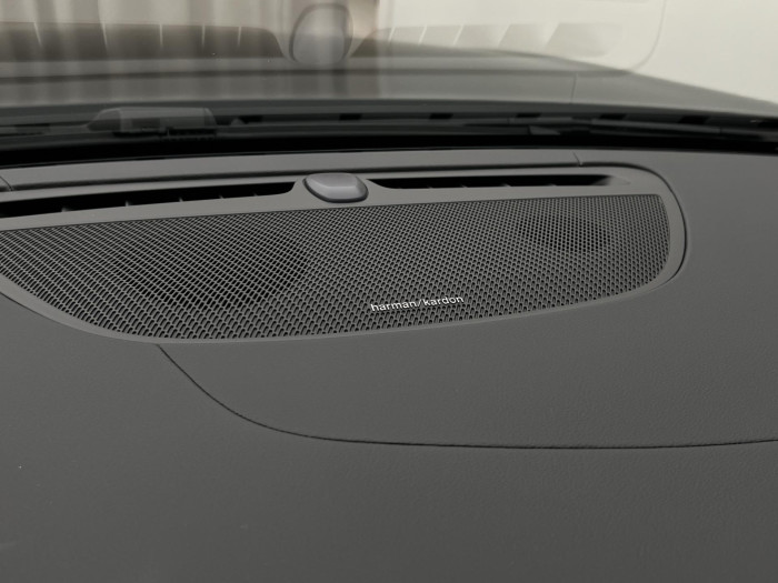 Volvo V60 T6 AWD RECHARGE ULTRA DARK AUT