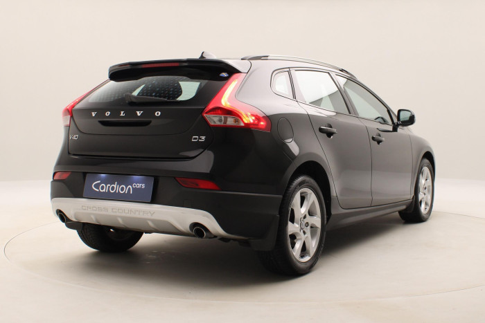 Volvo V40 CC D3 MOMENTUM NAVIGACE 2.0 d CC CC Momentum