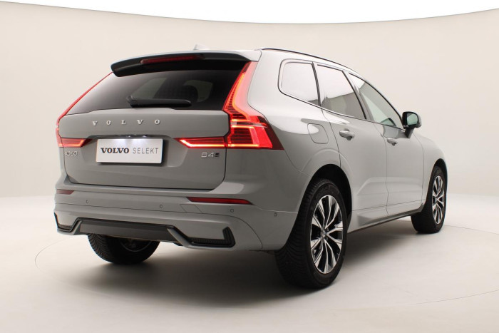 Volvo XC60 B4 AWD DARK PLUS CZ 1.maj