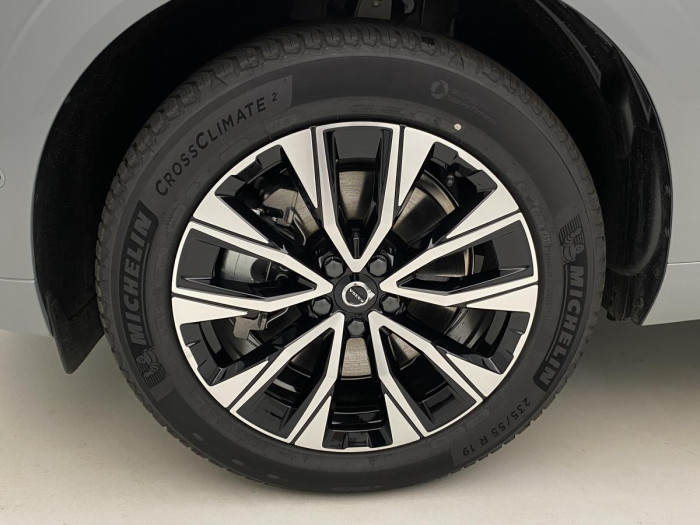 Volvo XC60 B4 AWD AUT DARK PLUS