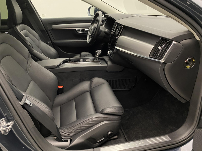 Volvo V90 D5 AWD MOMENTUM AUT 2.0 d Momentum