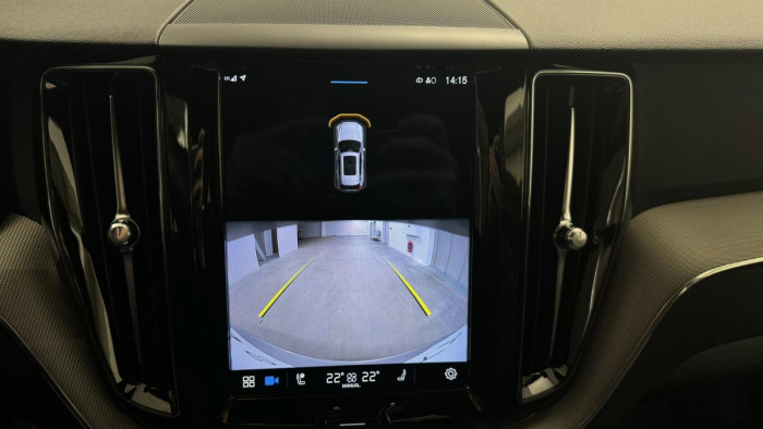 Volvo XC60 B4 PLUS DARK REZERVACE 2.0 Plus