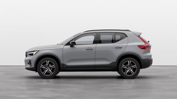 Volvo XC40 B4 AUT DARK PLUS