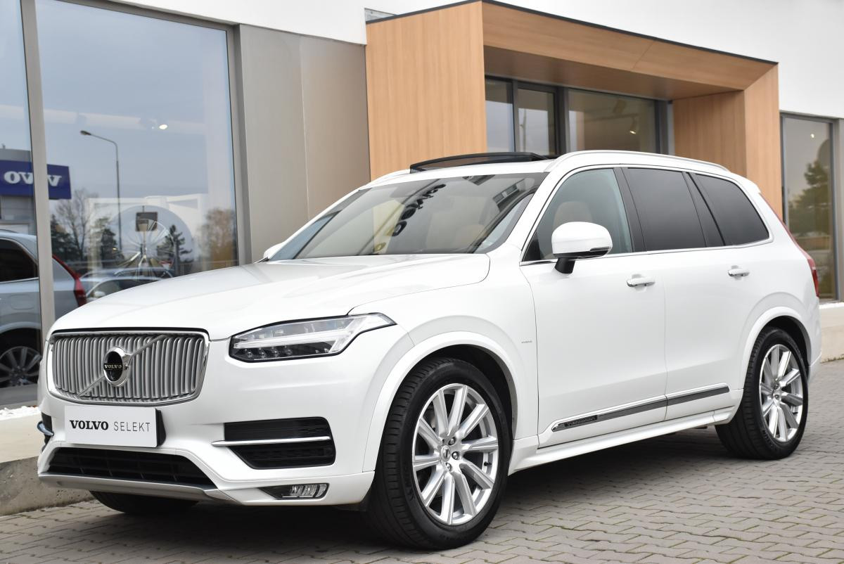 Volvo XC90 D5 AWD INSCRIPTION REZERVACE 2.0 d
