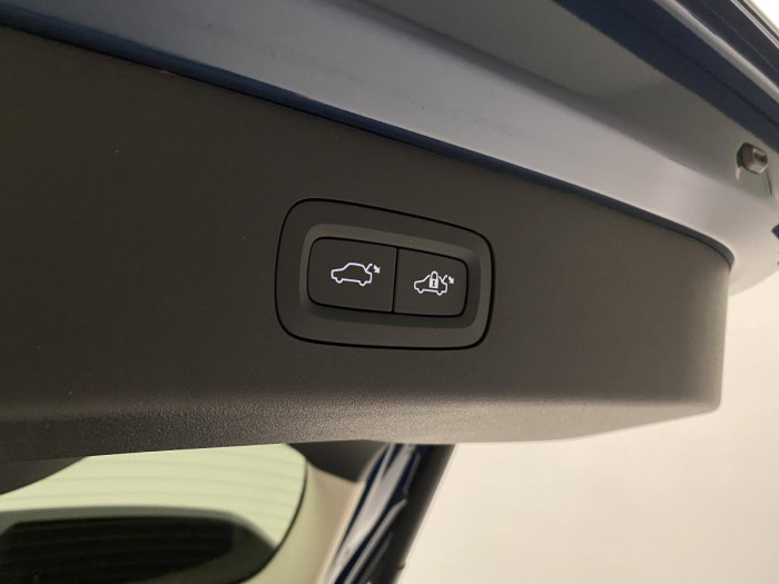 Lynk & Co 01 PHEV DCT AUT REZERVACE