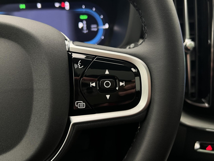 Volvo XC60 T6 AWD RECHARGE PLUS DARK AUT