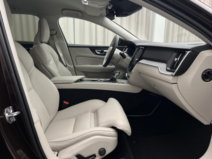 Volvo V60 CC D4 AWD POLESTAR AUT CZ 2.0 d CC CC