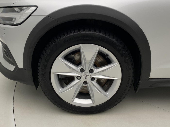 Volvo V60 CC B4 AWD MOMENTUM AUT 2.0 CC CC Momentum