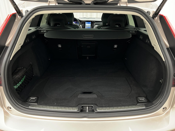 Volvo V60 CC B5 AWD ULTIMATE BRIGHT AUT 2.0 CC CC
