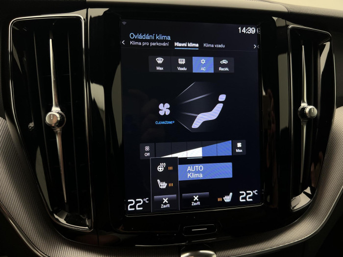 Volvo XC60 T6 AWD R-DESIGN AUT