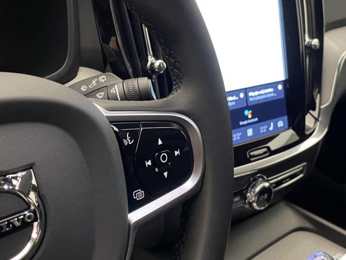 Volvo V60 B4 AUT DARK PLUS