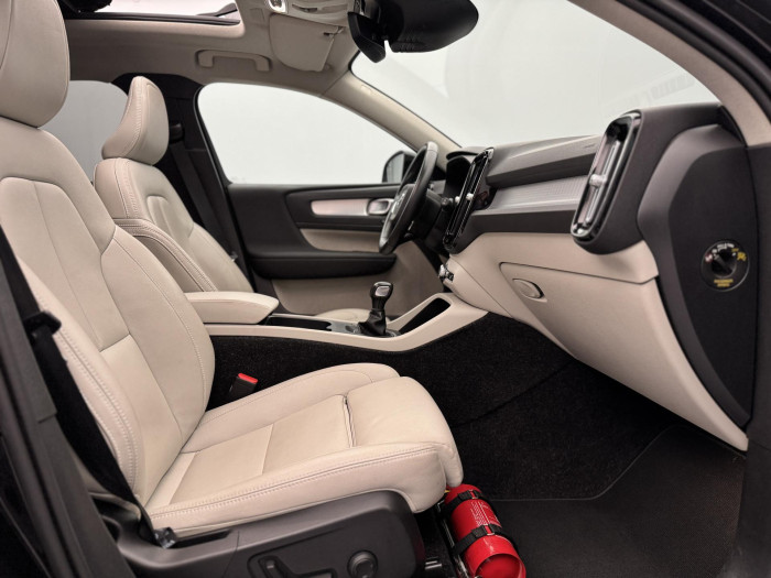 Volvo XC40 T3 MOMENTUM PANORAMA 1.5 Panorama Momentum