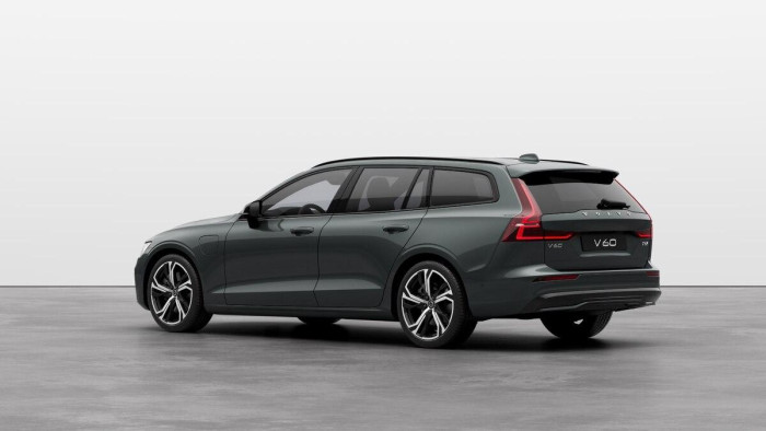 Volvo V60 T6 AWD RECHARGE DARK PLUS AUT