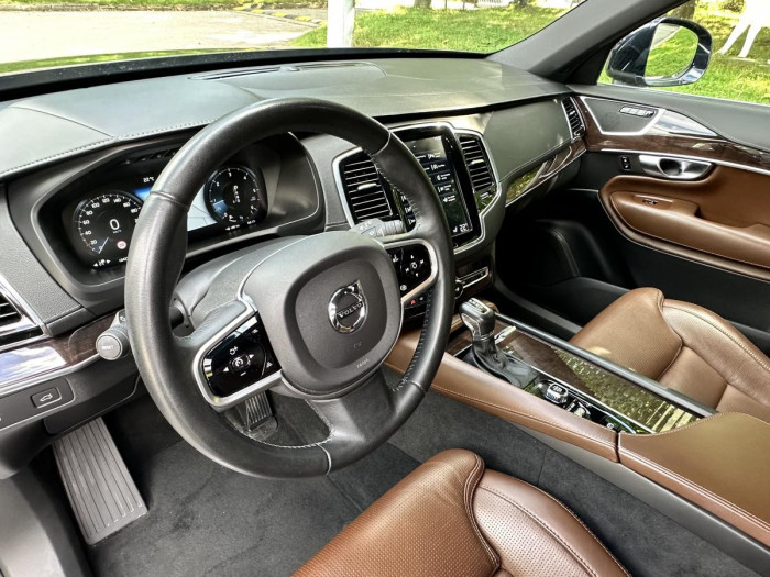 Volvo XC90 D5 AWD INSCRIPTION REZERVACE 2.0 d
