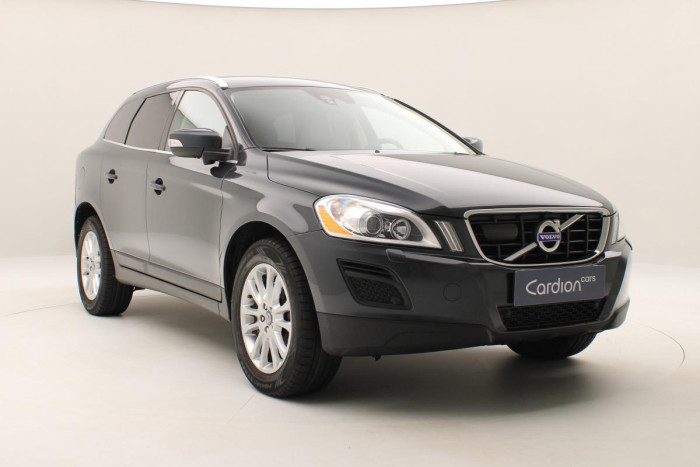 Volvo XC60 D3 AWD SUMMUM AUT REZERVACE 2.4 d Summum