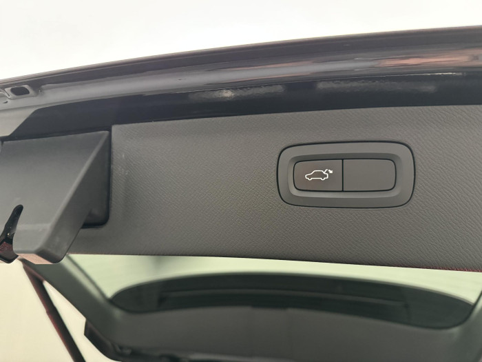 Volvo XC90 D5 AWD R-DESIGN AUT 2.0 d