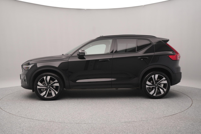 Volvo XC40 B3 DARK ULTRA CZ 1.maj