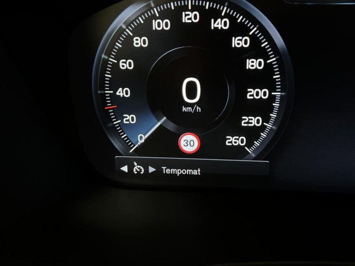 Volvo V60 D3 MOMENTUM AUT 1.maj. 2.0 d Momentum