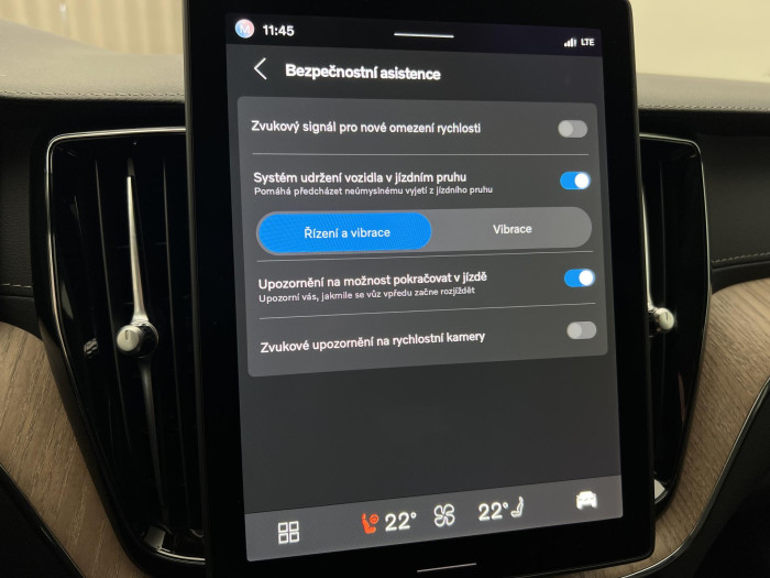 Volvo XC60 T6 AWD RECHARGE DARK ULTRA AUT
