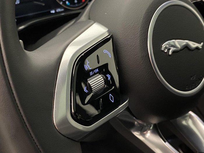 Jaguar F-Pace D300 R-DYNAMIC HSE AWD AUT 3.0 d Dynamic