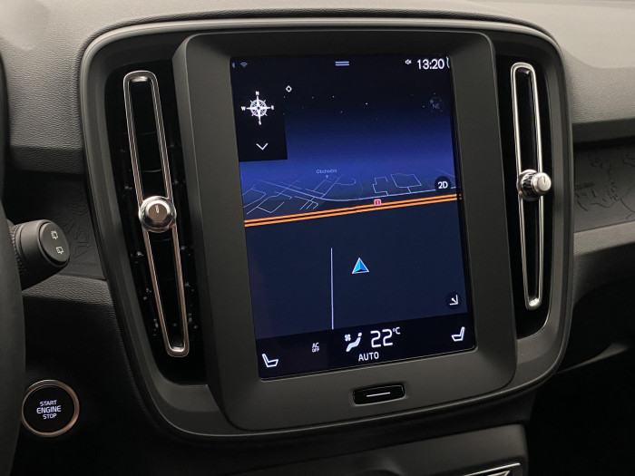 Volvo XC40 T2 KINETIC CZ NAVIGACE