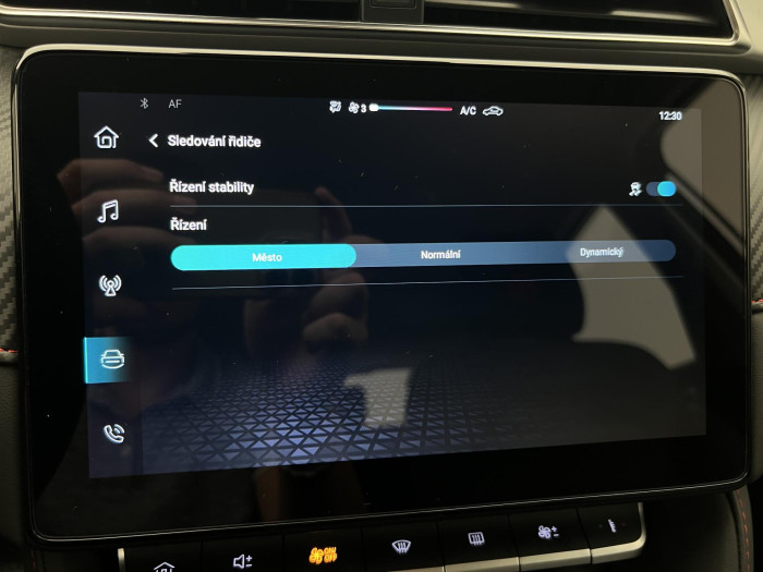 MG ZS EMOTION PLUS 1.5DVVT CZ 1.maj.