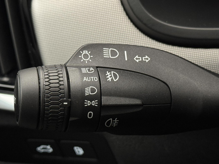 Volvo V90 T6 AWD RECHARGE DARK 1.maj