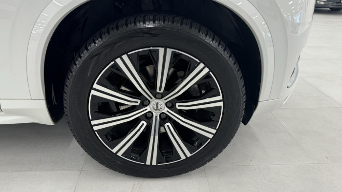 Volvo XC90 B5 AWD INSCRIPTION REZERVACE