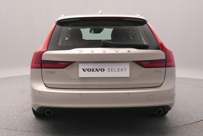 Volvo V90 D4 MOMENTUM AUT 2.0 d Momentum