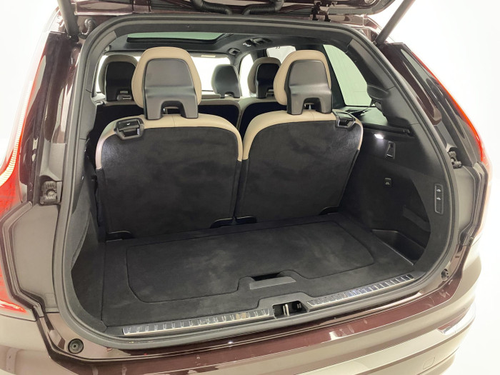 Volvo XC90 T8 AWD PLUG-IN BRIGHT ULTRA 7m