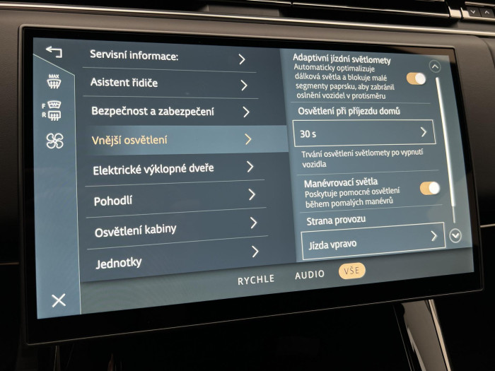 Land Rover Range Rover Sport D300 DYNAMIC SE AWD Aut 3.0 d Dynamic SE