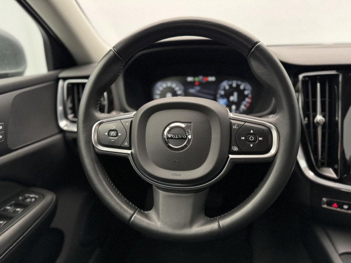 Volvo V60 B4 MOMENTUM AUT 2.0 Momentum