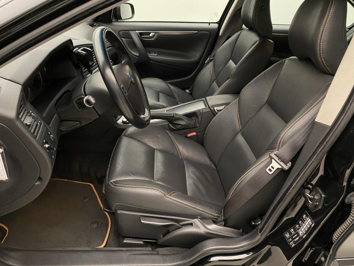 Volvo S60 D5 2.4D CZ 2.4 d d